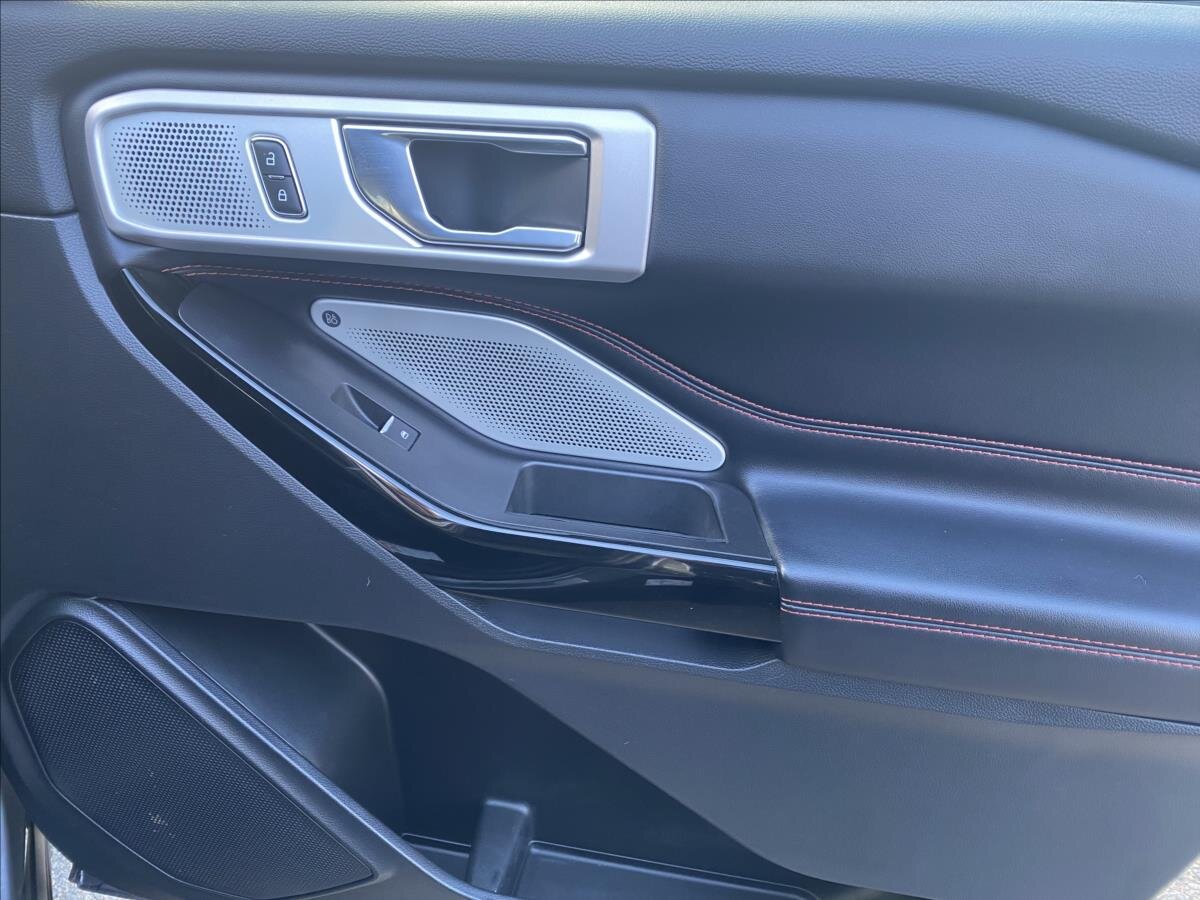 Ford Explorer SUV / Terénní 3,0 l 267 kw