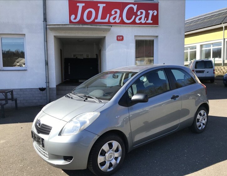 Toyota Yaris Hatchback 998,0 51 kw