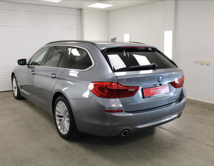 BMW Řada 5 Kombi 2,0 l 140 kw