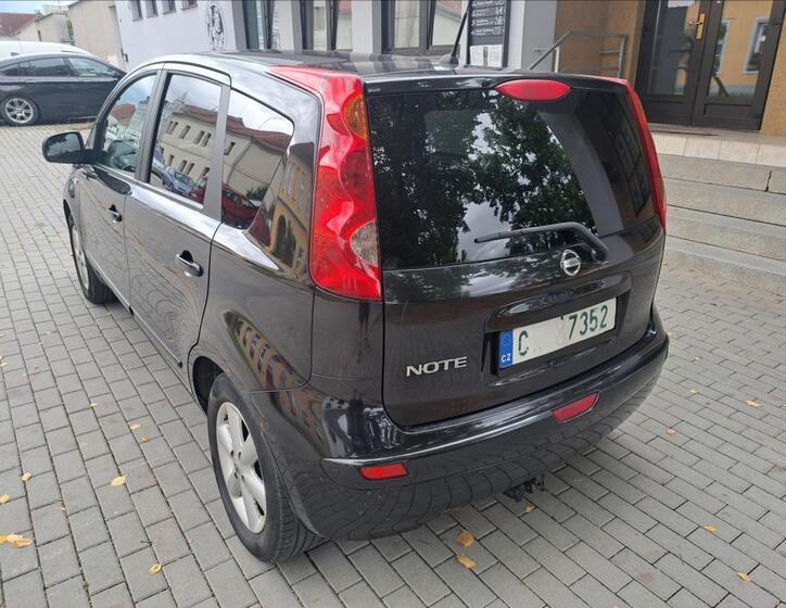 Nissan Note 8