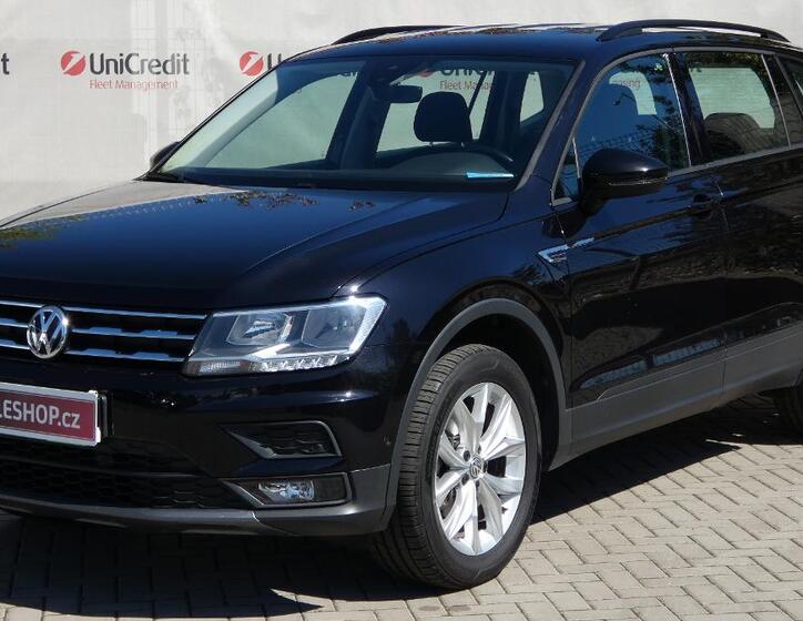 Volkswagen Tiguan 1
