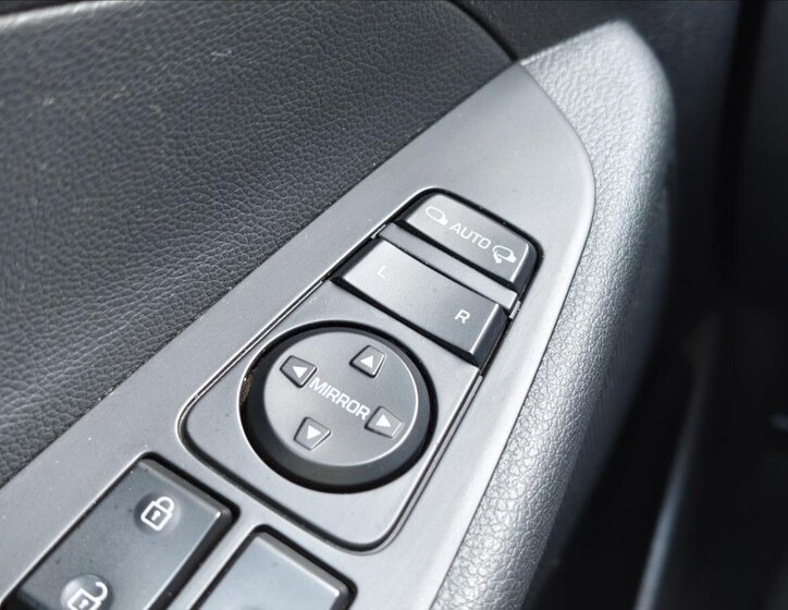 Hyundai Tucson SUV 1,7 l 85 kw