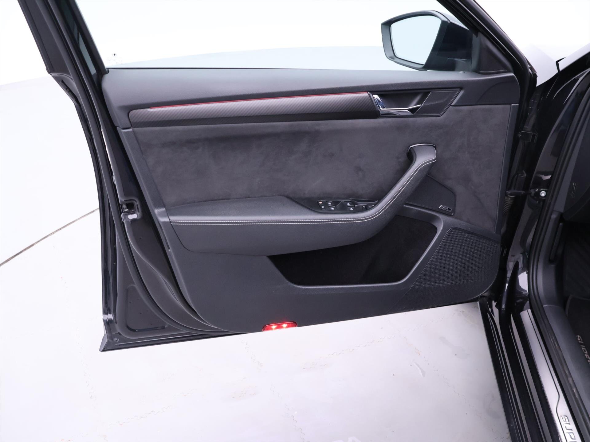 Škoda Superb Liftback 2,0 l 140 kw