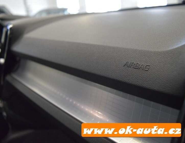 Volvo XC40 SUV 0,0 120 kw