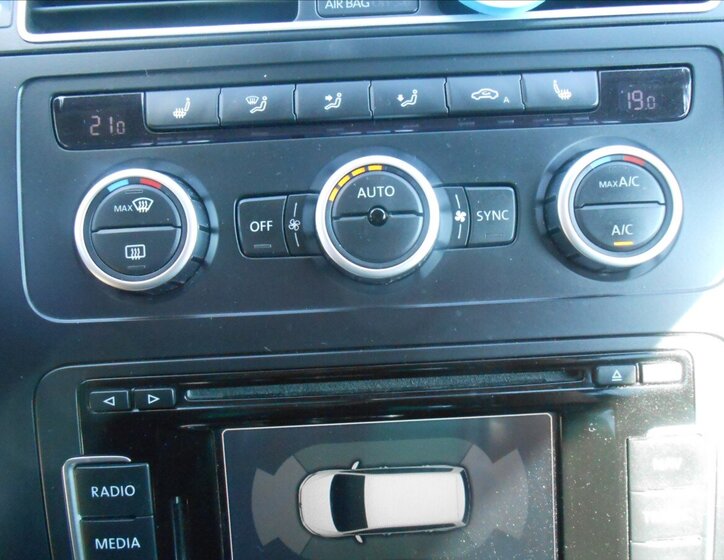 Volkswagen Touran 30