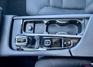 Volvo V90 Kombi 2,0 l 140 kw