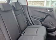 Peugeot 208 Hatchback 1,2 l 61 kw