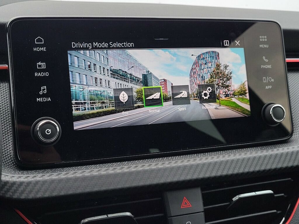 Škoda Scala Hatchback 999,0 85 kw