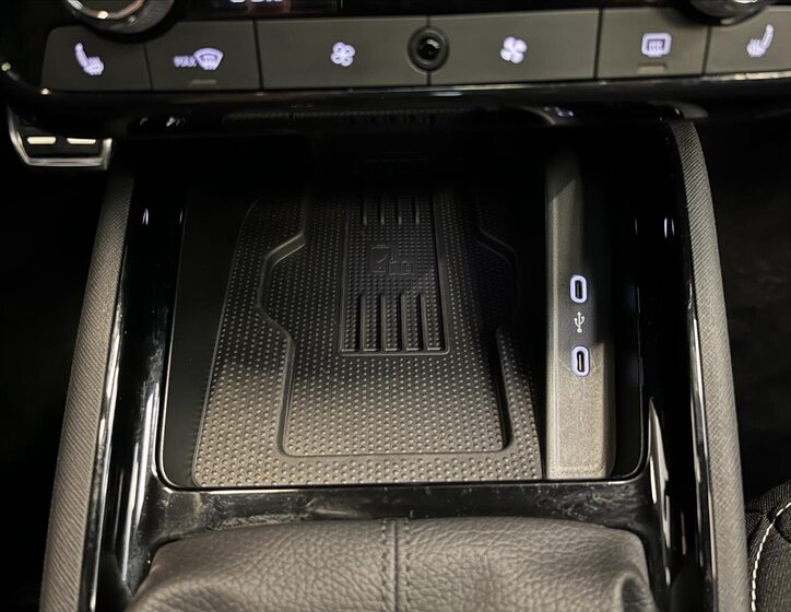 Škoda Kamiq SUV / Terénní 1,5 l 110 kw