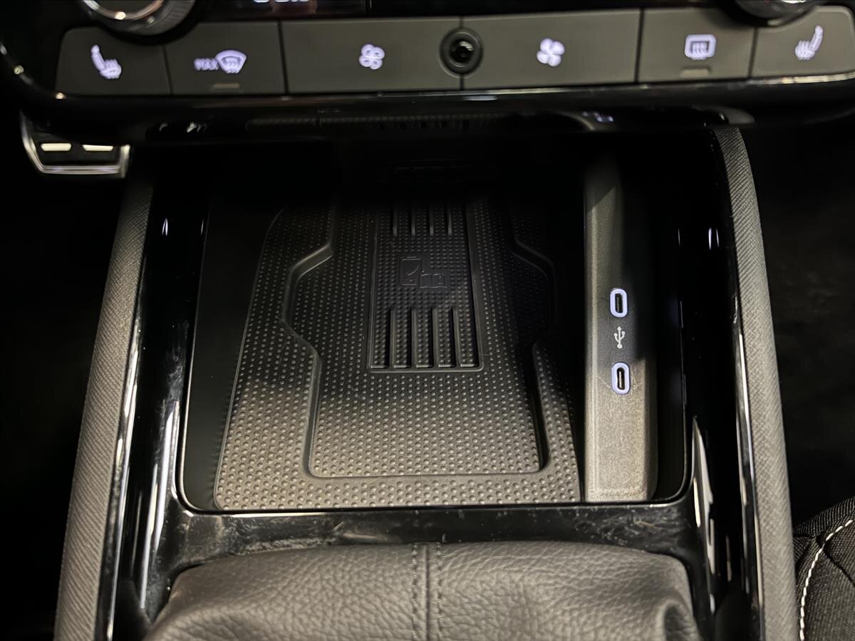 Škoda Kamiq SUV / Terénní 1,5 l 110 kw