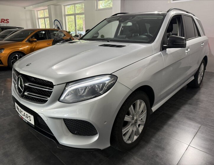 Mercedes-Benz GLE SUV / Terénní 4,7 l 335 kw