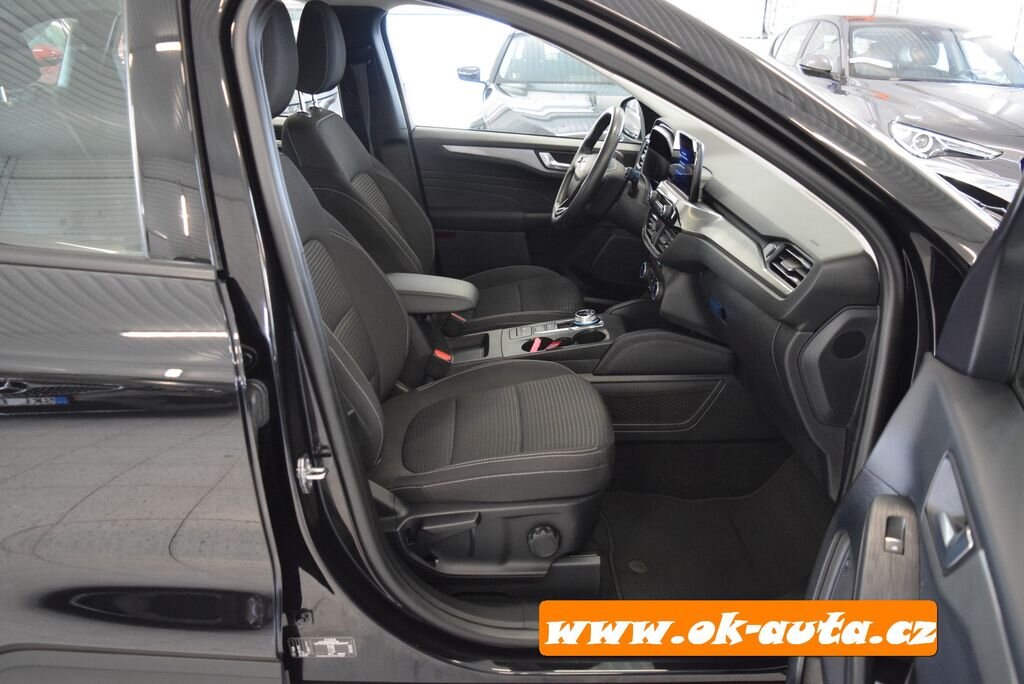 Ford Kuga SUV / Terénní 2,5 l 112 kw