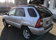 KIA Sportage SUV 2,0 l 104 kw