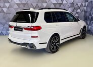 BMW X7 SUV / Terénní 3,0 l 250 kw