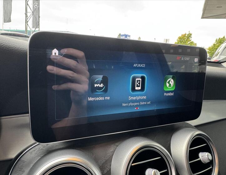 Mercedes-Benz GLC 10