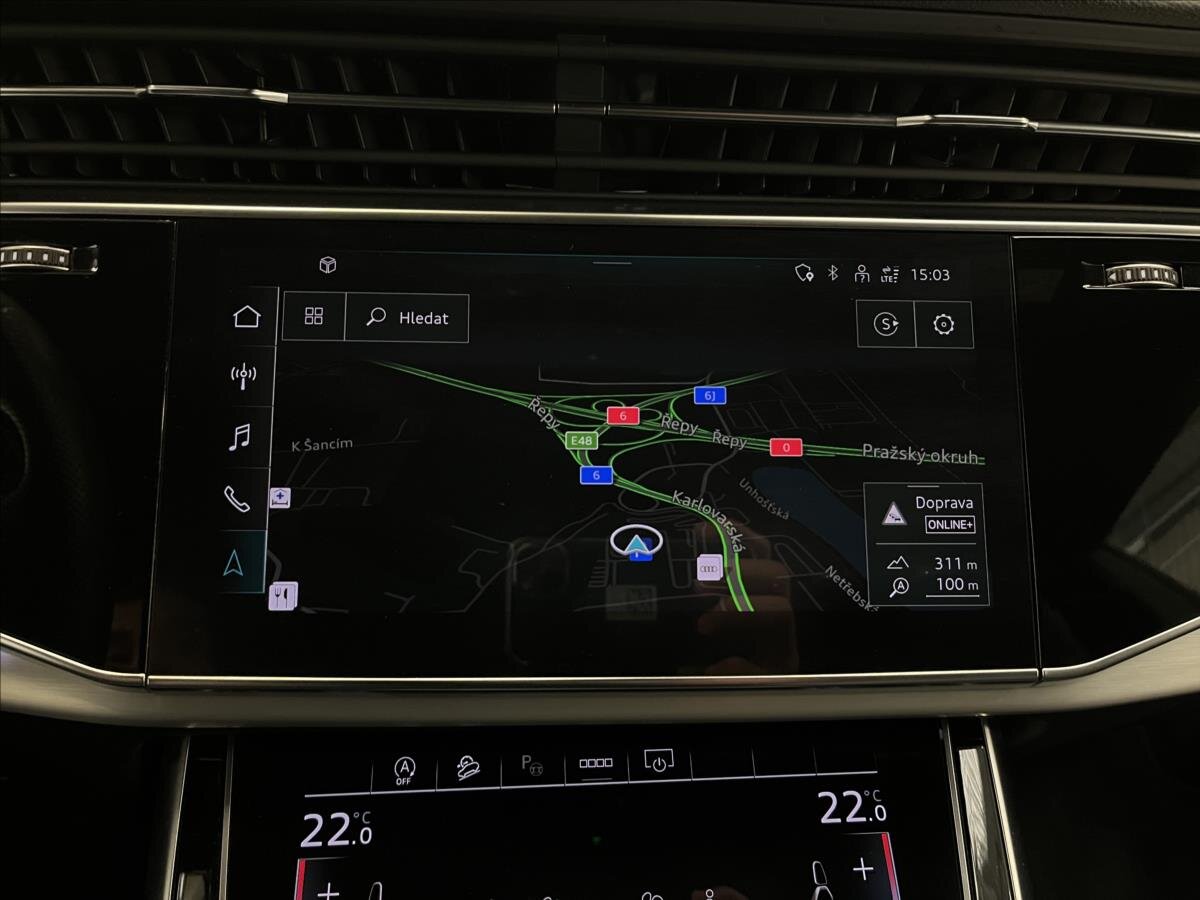 Audi Q8 SUV / Terénní 3,0 l 210 kw