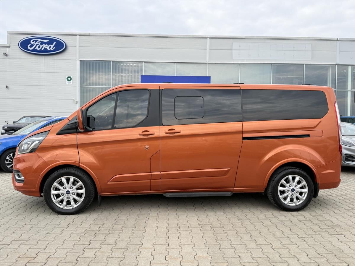 Ford Tourneo Custom MPV 2,0 l 125 kw