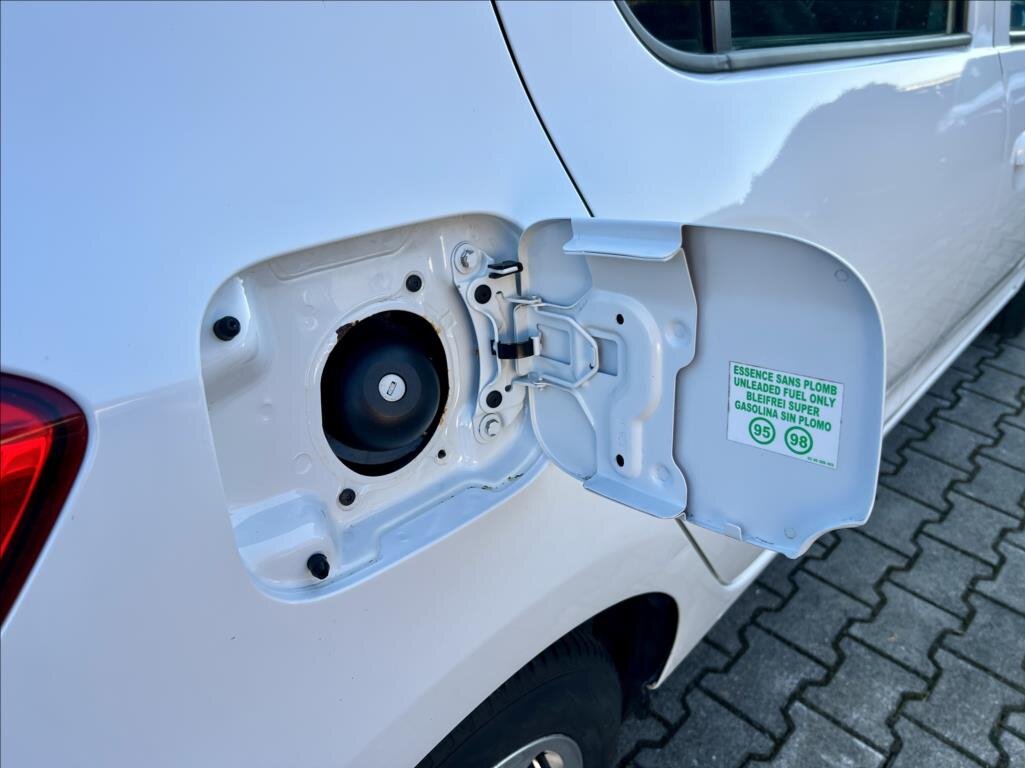 Dacia Sandero Hatchback 1,1 l 55 kw