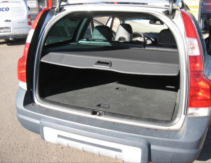 Volvo XC70 Kombi 2,4 l 120 kw