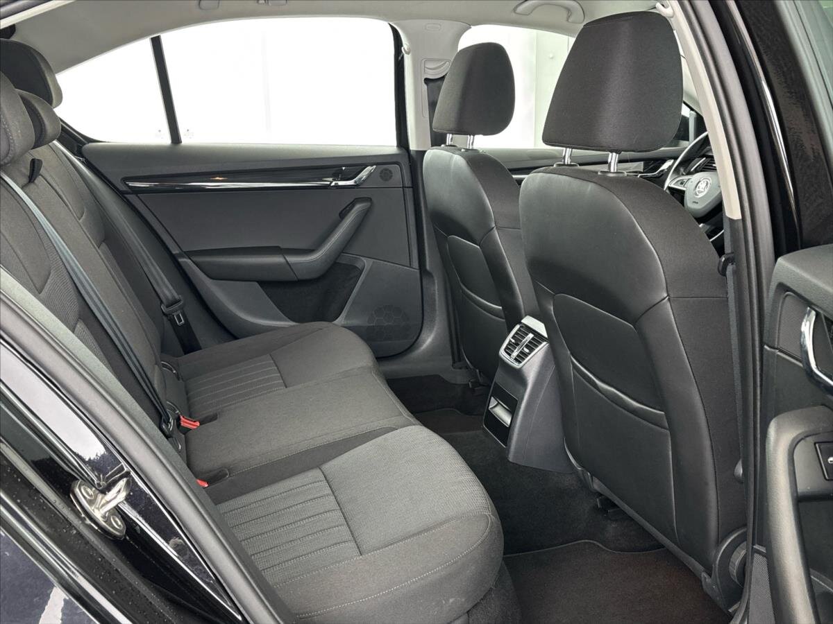 Škoda Octavia Liftback 1,6 l 85 kw