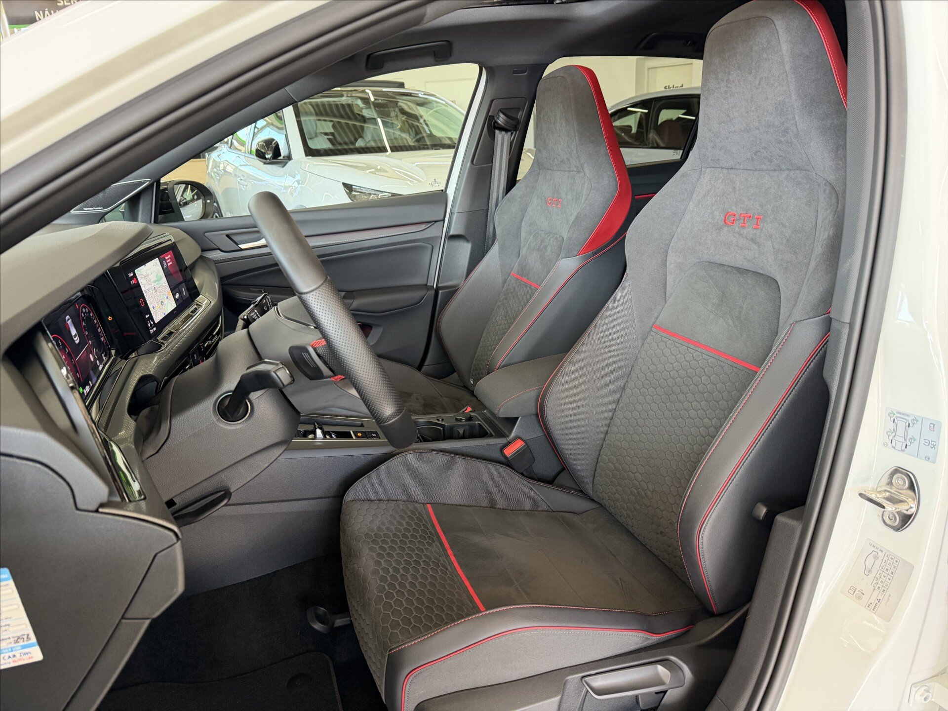 Volkswagen Golf Hatchback 2,0 l 221 kw