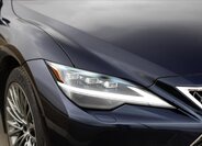 Lexus LS 500h Sedan / Limuzína 3,5 l 264 kw