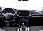 Volkswagen T-Roc 26