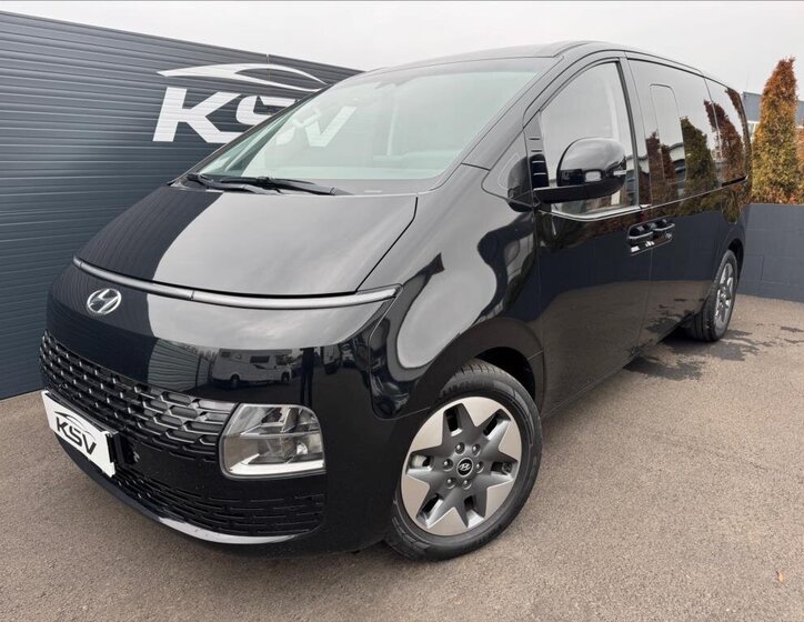 Hyundai Staria VAN / Minibus 2,2 l 130 kw