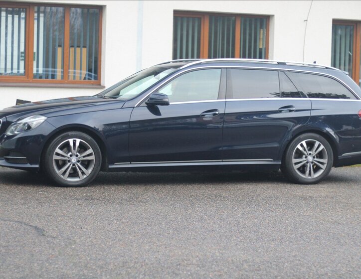 Mercedes-Benz Třídy E 6