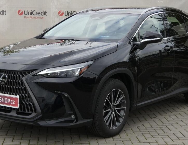 Lexus NX 350h SUV / Terénní 2,5 l 140 kw
