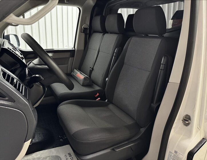 Volkswagen Transporter 23