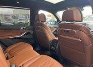 BMW X7 12