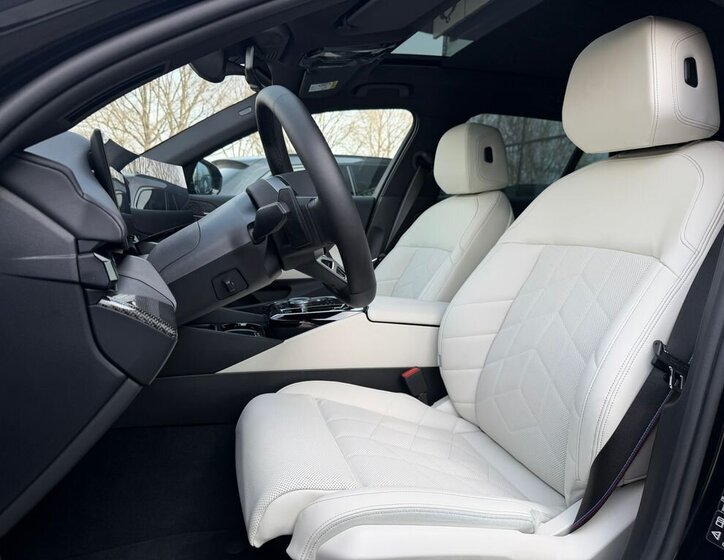 BMW Řada 5 Kombi 3,0 l 210 kw