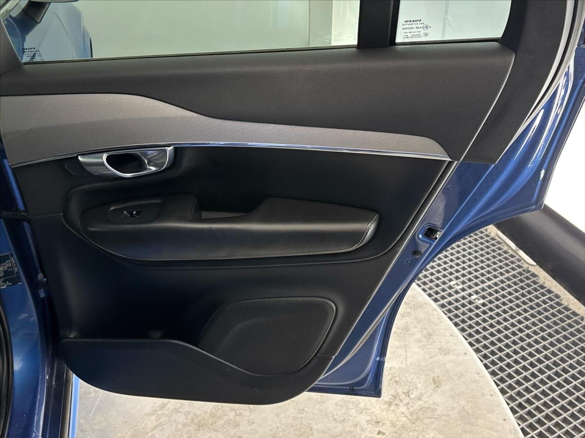 Volvo XC90 SUV / Terénní 2,0 l 173 kw