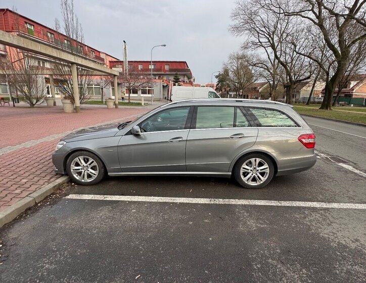 Mercedes-Benz Třídy E Kombi 0,0 195 kw