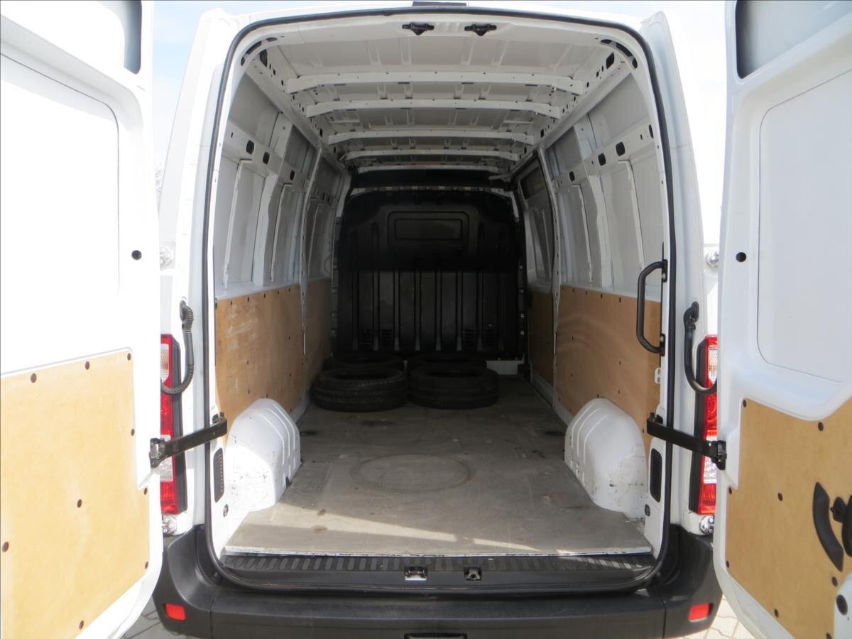 Renault Master Skříň 2,3 l 100 kw
