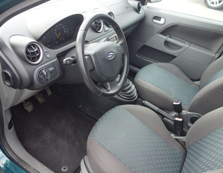 Ford Fiesta 10