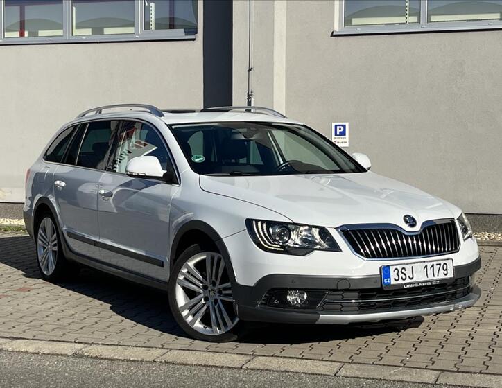Škoda Superb 3