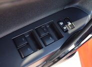 Toyota Auris Kombi 1,2 l 85 kw