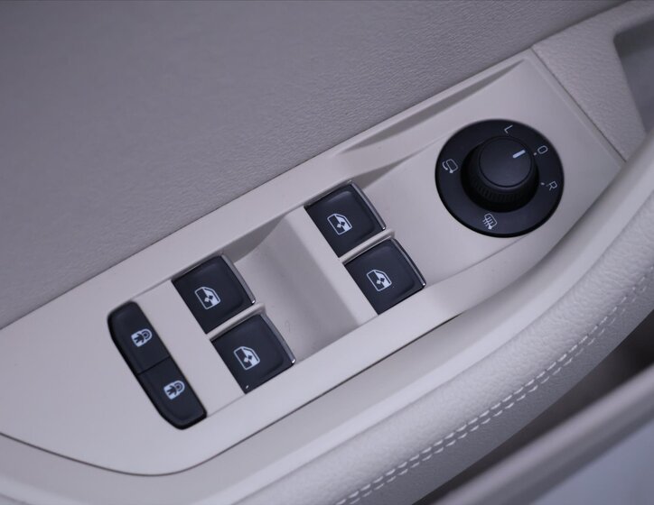 Škoda Superb Liftback 2,0 l 147 kw