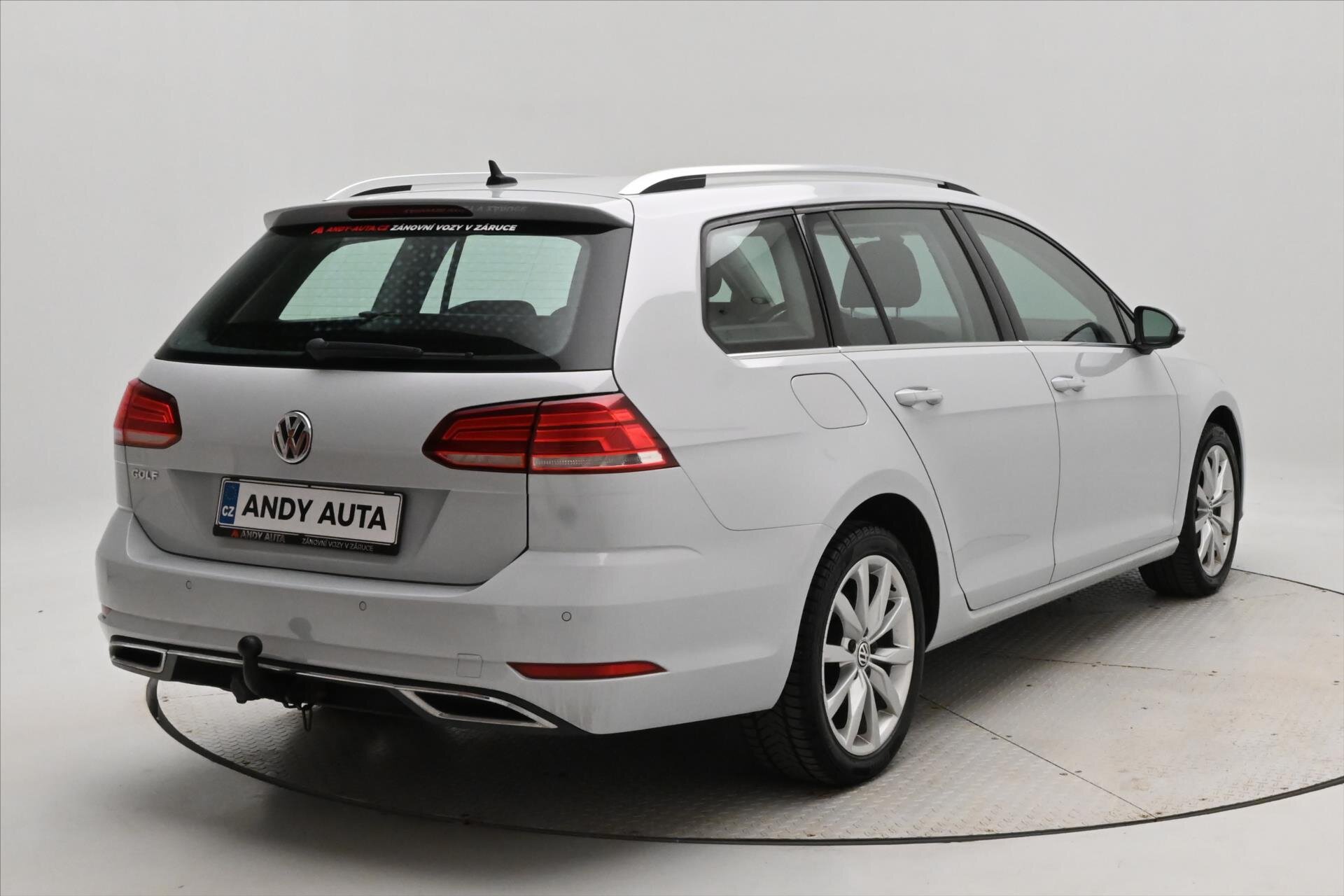 Volkswagen Golf Kombi 1,6 l 85 kw