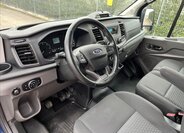 Ford Transit 9
