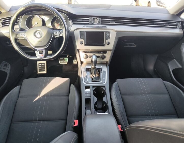 Volkswagen Passat Kombi 2,0 l 176 kw