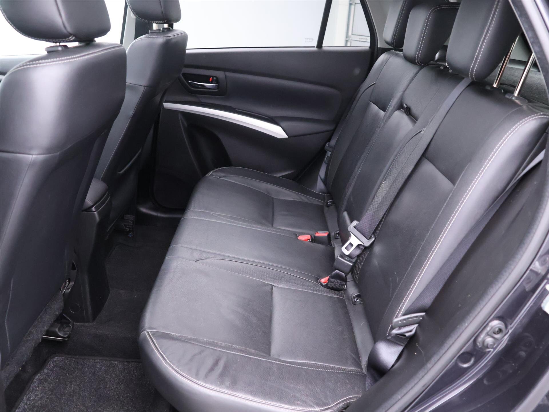 Suzuki SX4 S-Cross Hatchback 1,6 l 88 kw