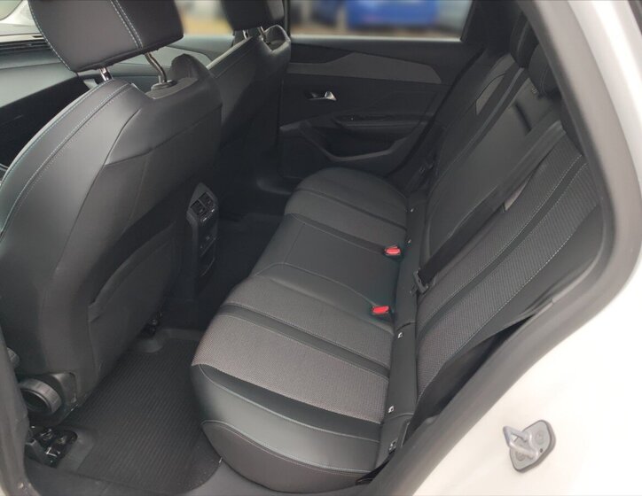 Peugeot 308 Kombi 1,2 l 96 kw