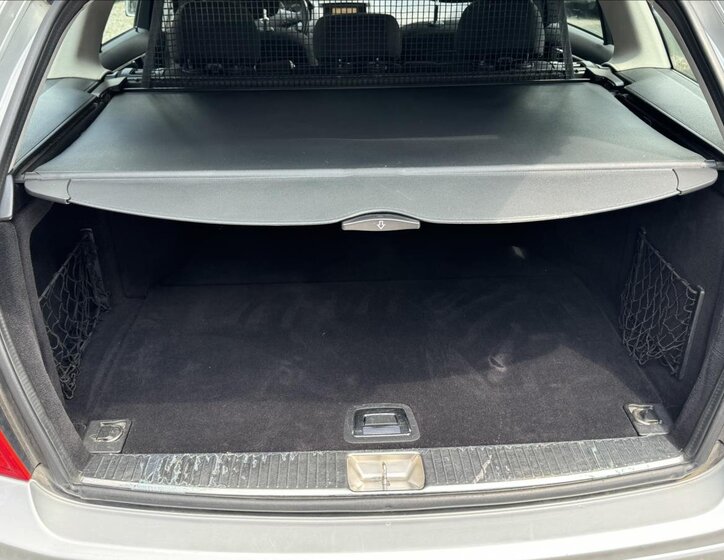 Mercedes-Benz Třídy C Kombi 2,1 l 100 kw