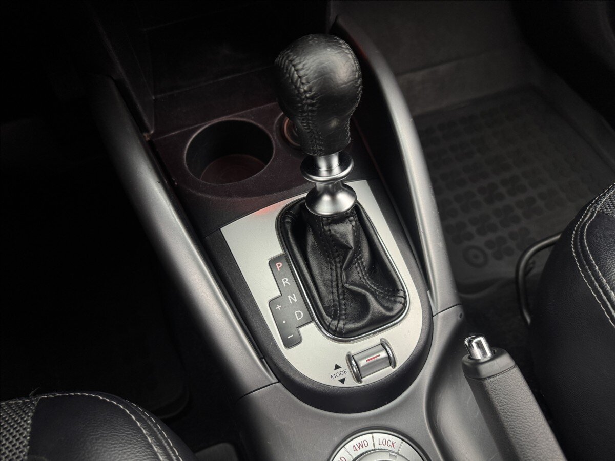 Mitsubishi Outlander SUV / Terénní 2,2 l 115 kw