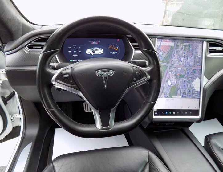 Tesla Model S Sedan / Limuzína 1,0 576 kw