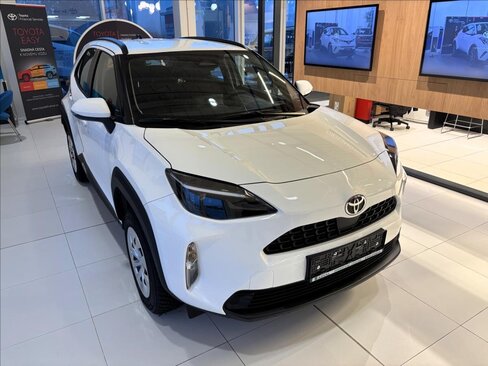 Toyota Yaris Cross SUV 1,5 l 0