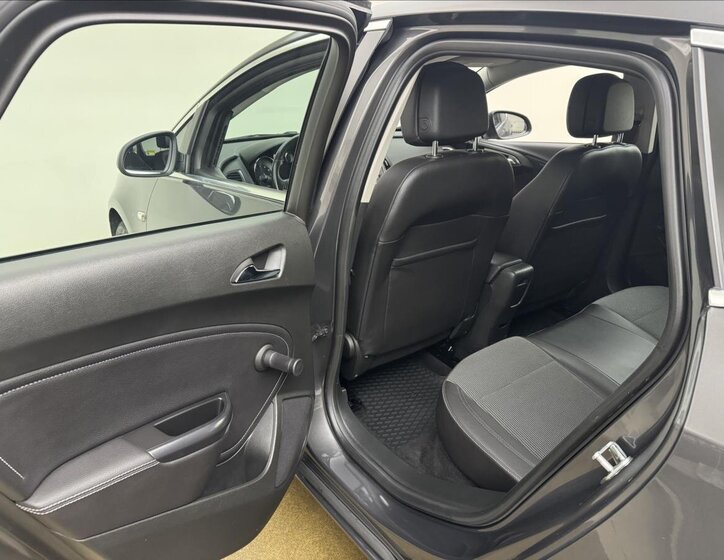 Opel Astra Hatchback 1,4 l 103 kw